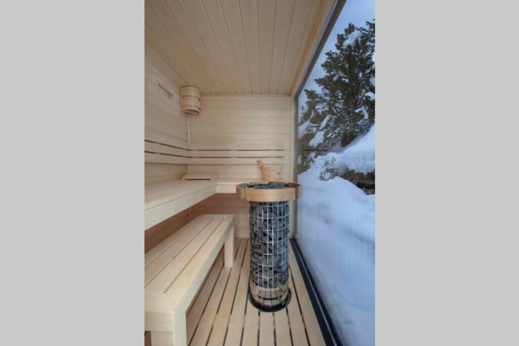 Exklusives Chalet Mit Traumhafter See- Und Bergsicht Seelisberg Buitenkant foto