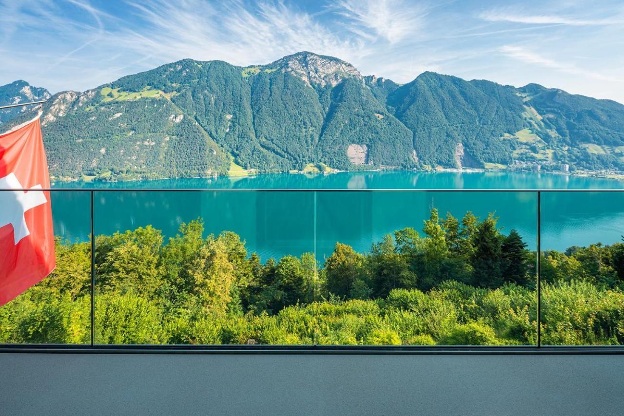 Exklusives Chalet Mit Traumhafter See- Und Bergsicht Seelisberg Buitenkant foto